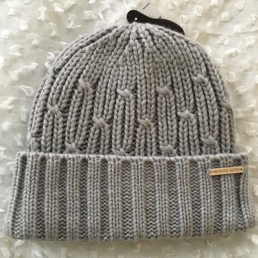 NWT Michael Kors Grey Knit Beanie Hat